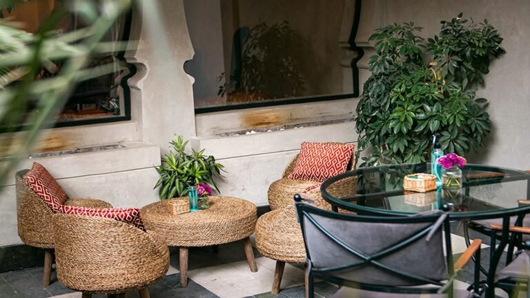 Maceteros y Jardineras de Exterior: Guía de Materiales
