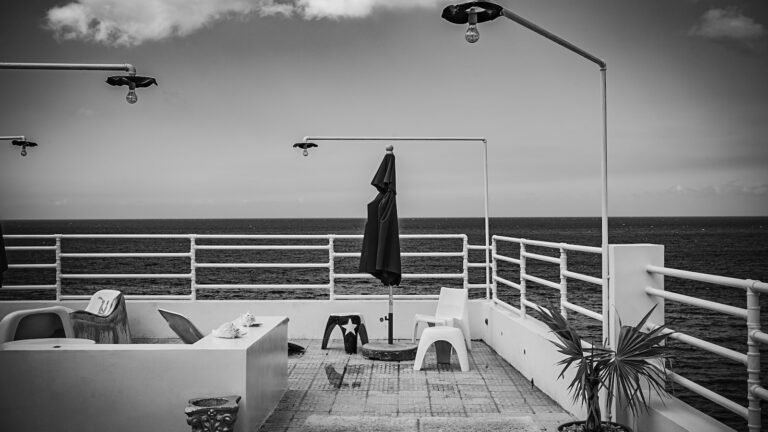 Cómo Decorar una Terraza Pequeña: 15 Ideas