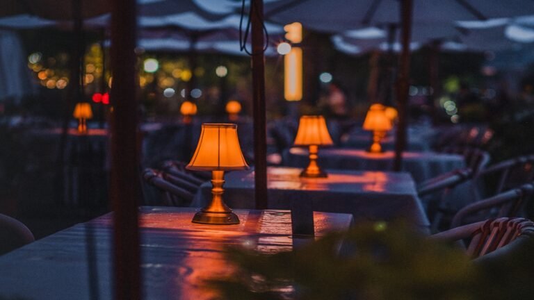 Cuánta Iluminación Necesita tu Terraza: Guía de Cálculo